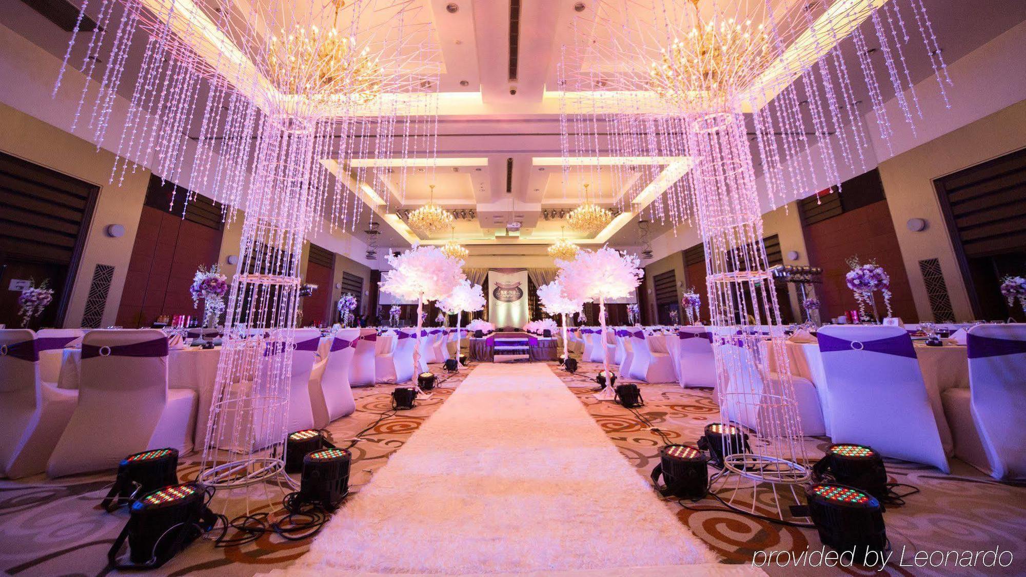 Holiday Inn Central Plaza Beijing Pequim Exterior foto